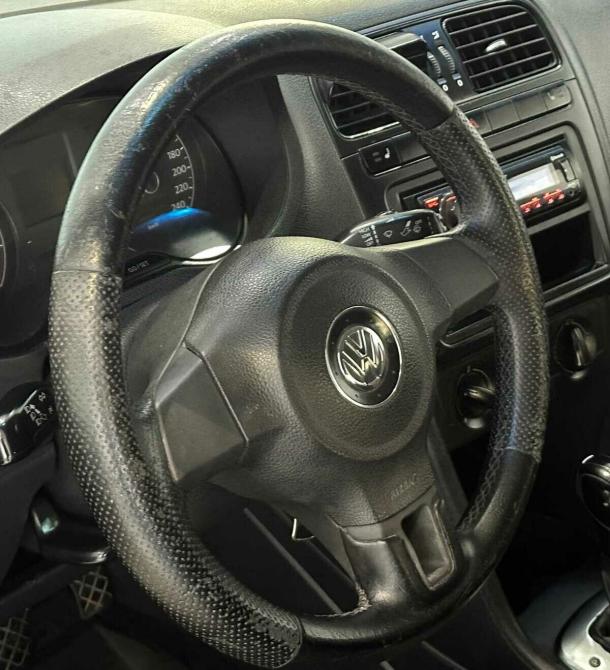 Volkswagen Polo V Москва  - изображение 9