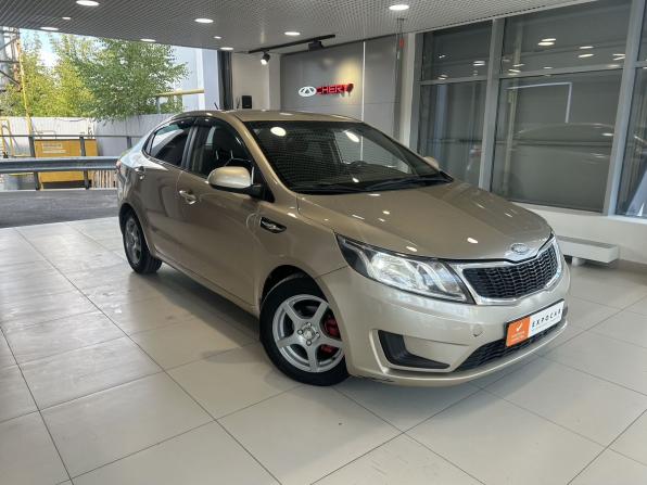 Kia Rio III с пробегом 2013 года, цена 520 000 рублей, 229000 км, седан, Автокод Объявления