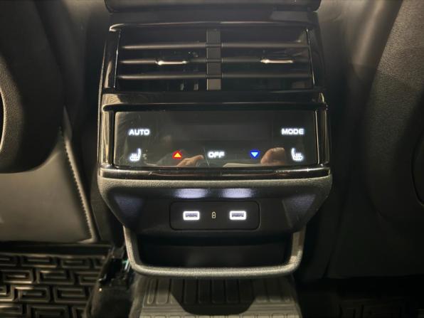 Geely Monjaro I с пробегом 2023 года, цена 3 199 000 рублей, 78000 км, внедорожник, Автокод Объявления