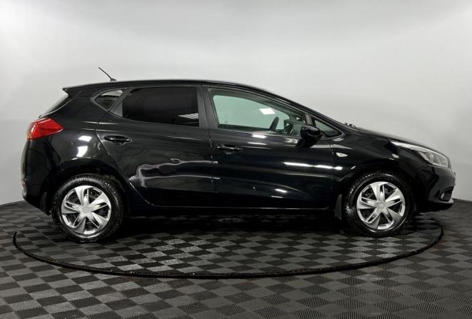 Kia Ceed II с пробегом 2014 года, цена 770 000 рублей, 172840 км, хэтчбек, Автокод Объявления