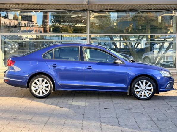 Volkswagen Jetta VI Рестайлинг с пробегом 2018 года, цена 1 348 000 рублей, 105235 км, седан, Автокод Объявления
