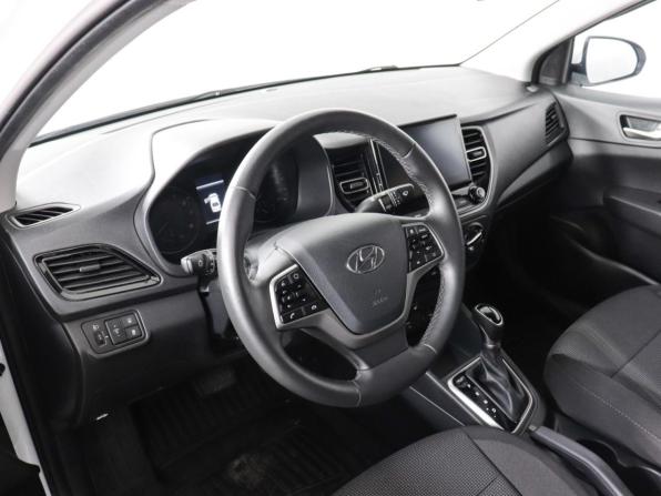 Hyundai Solaris II Рестайлинг с пробегом 2020 года, цена 1 600 000 рублей, 48049 км, седан, Автокод Объявления