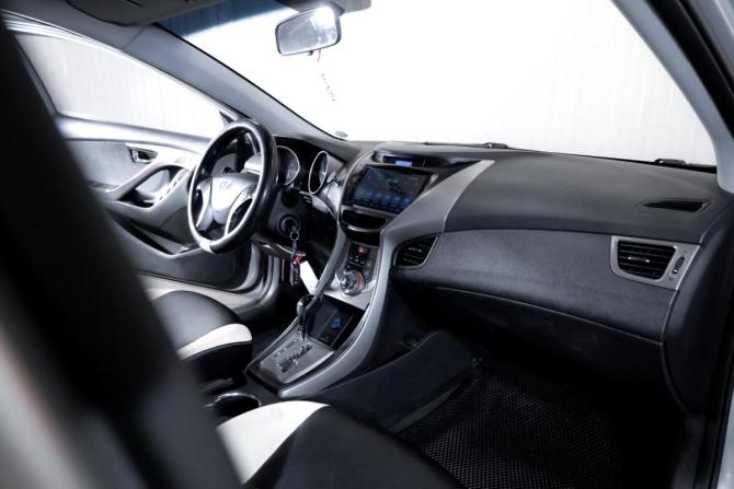 Hyundai Elantra V (MD) с пробегом 2012 года, цена 850 000 рублей, 174144 км, седан, Автокод Объявления