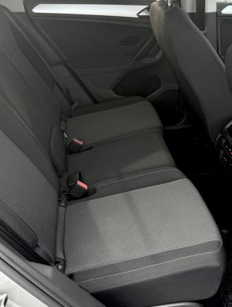 Volkswagen Tiguan II Рестайлинг с пробегом 2021 года, цена 2 719 000 рублей, 77800 км, внедорожник, Автокод Объявления