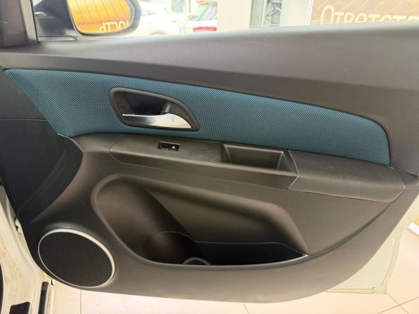 Chevrolet Cruze I Рестайлинг с пробегом 2013 года, цена 870 000 рублей, 175737 км, седан, Автокод Объявления