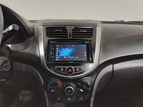 Hyundai Solaris I с пробегом 2011 года, цена 655 000 рублей, 155161 км, седан, Автокод Объявления