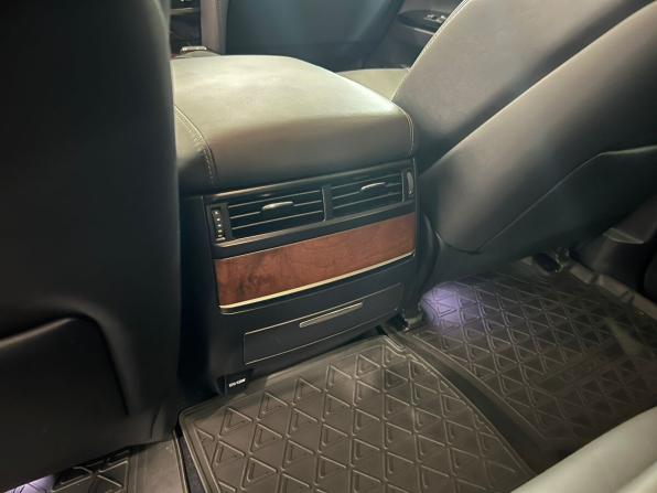 Lexus LX III Рестайлинг 2 с пробегом 2018 года, цена 11 000 000 рублей, 19898 км, внедорожник, Автокод Объявления