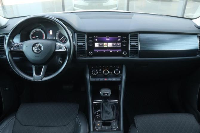 Skoda Kodiaq I с пробегом 2018 года, цена 2 657 000 рублей, 142902 км, внедорожник, Автокод Объявления