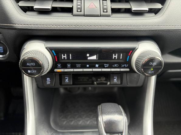 Toyota RAV4 V (XA50) с пробегом 2021 года, цена 2 950 000 рублей, 124000 км, внедорожник, Автокод Объявления