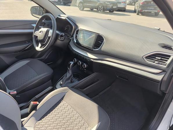 Lada (ВАЗ) Vesta I Рестайлинг (NG) с пробегом 2024 года, цена 1 350 000 рублей, 20424 км, седан, Автокод Объявления