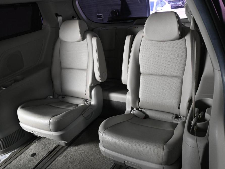 Kia Carnival III Ростов-на-Дону  - изображение 13