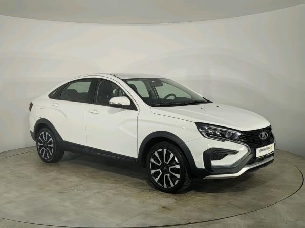 Lada (ВАЗ) Vesta I Рестайлинг (NG) с пробегом 2023 года, цена 1 328 000 рублей, 30200 км, седан, Автокод Объявления