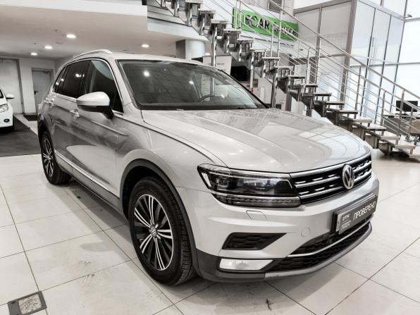 Volkswagen Tiguan II с пробегом 2016 года, цена 2 399 000 рублей, 189142 км, внедорожник, Автокод Объявления