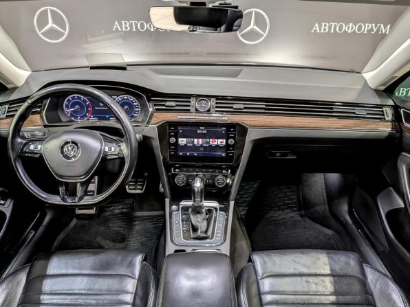 Volkswagen Passat B8 с пробегом 2018 года, цена 1 905 000 рублей, 192200 км, седан, Автокод Объявления