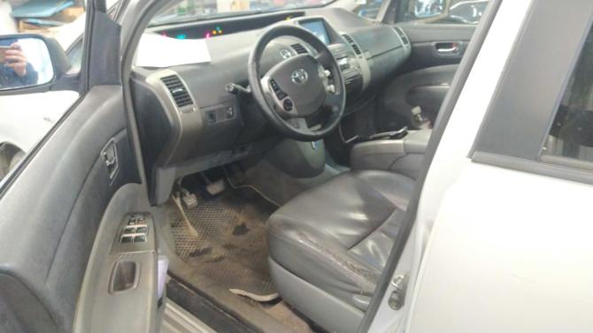 Toyota Prius II Рестайлинг (XW20) с пробегом 2008 года, цена 555 000 рублей, 244773 км, лифтбек, Автокод Объявления
