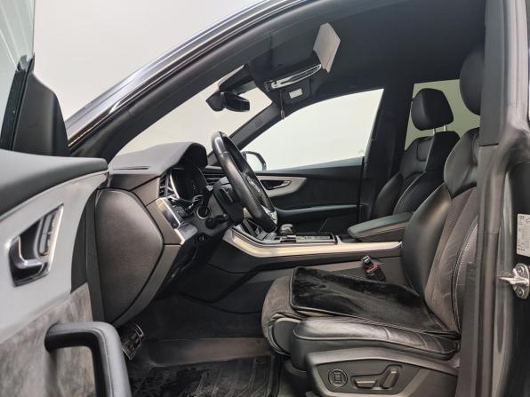Audi Q8 I (4M) с пробегом 2019 года, цена 6 300 000 рублей, 126828 км, внедорожник, Автокод Объявления