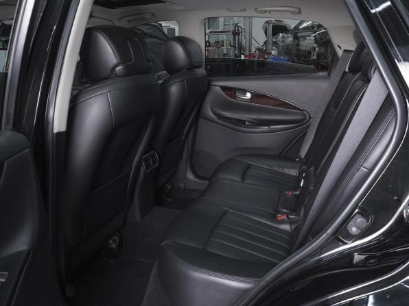 Infiniti QX50 I Рестайлинг с пробегом 2016 года, цена 1 855 000 рублей, 245777 км, внедорожник, Автокод Объявления