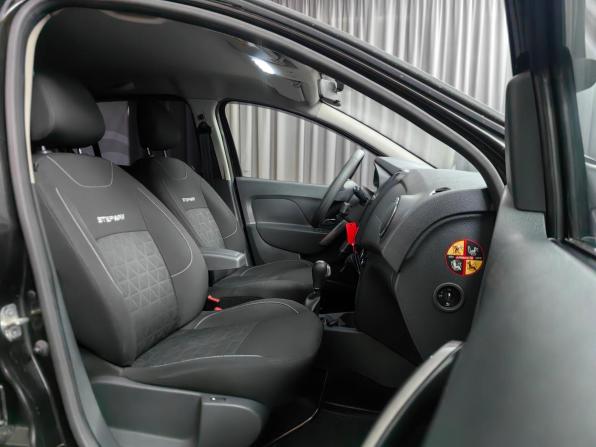 Renault Sandero II с пробегом 2016 года, цена 1 042 000 рублей, 102950 км, хэтчбек, Автокод Объявления