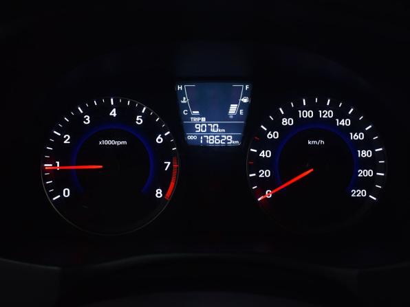 Hyundai Solaris I с пробегом 2011 года, цена 619 999 рублей, 178627 км, хэтчбек, Автокод Объявления