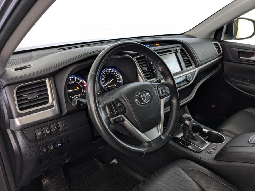 Toyota Highlander III (XU50) Москва  - изображение 16