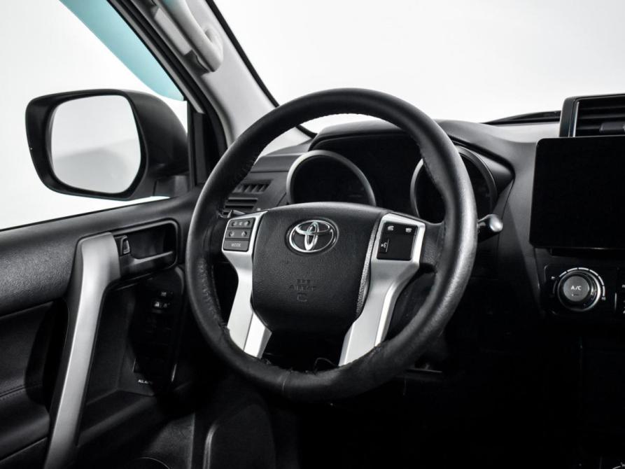 Toyota Land Cruiser Prado 150 Series Рестайлинг 1 Санкт-Петербург  - изображение 9