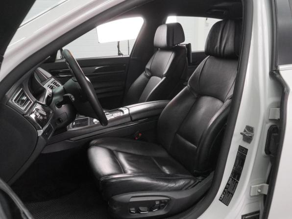 BMW 7 серии V (F01/F02/F04) Рестайлинг с пробегом 2012 года, цена 1 799 000 рублей, 219996 км, седан, Автокод Объявления