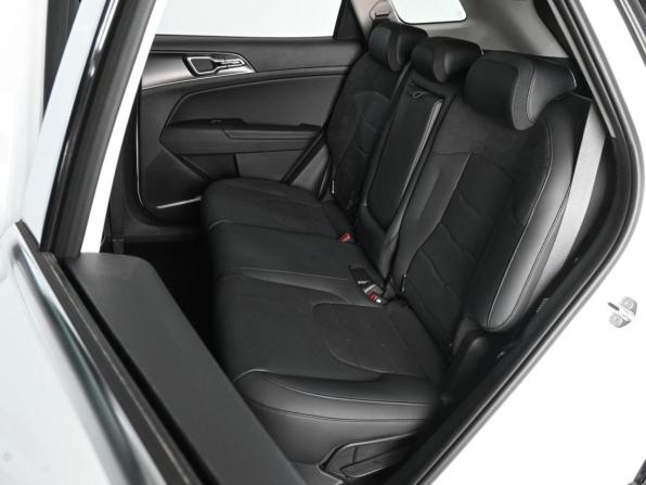 Kia Sportage V Рестайлинг с пробегом 2026 года, цена 4 099 000 рублей, 69 км, внедорожник, Автокод Объявления