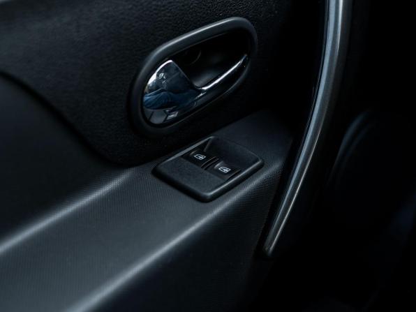 Renault Sandero II с пробегом 2015 года, цена 670 000 рублей, 137219 км, хэтчбек, Автокод Объявления