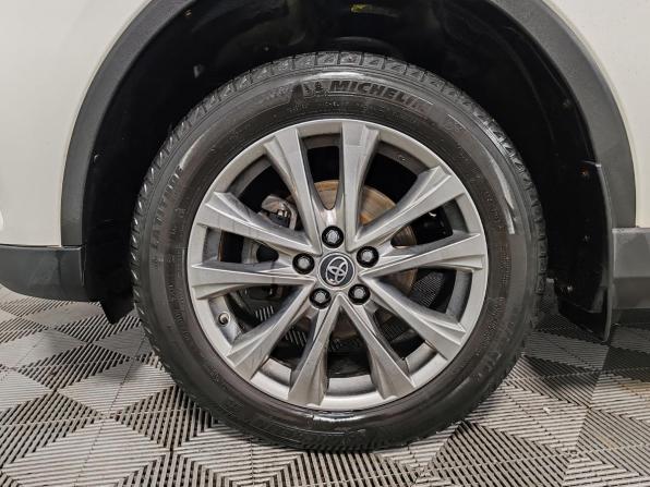 Toyota RAV4 IV (XA40) Рестайлинг с пробегом 2018 года, цена 2 125 000 рублей, 205780 км, внедорожник, Автокод Объявления