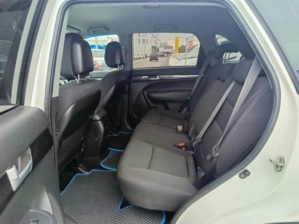 Kia Sorento II Рестайлинг с пробегом 2018 года, цена 2 249 995 рублей, 120001 км, внедорожник, Автокод Объявления