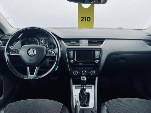 Skoda Octavia III (A7) с пробегом 2016 года, цена 1 350 000 рублей, 169000 км, лифтбек, Автокод Объявления