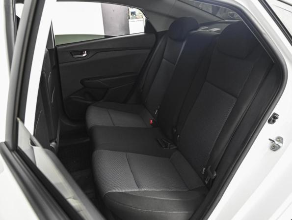 Hyundai Solaris II Рестайлинг с пробегом 2021 года, цена 1 630 000 рублей, 71110 км, седан, Автокод Объявления