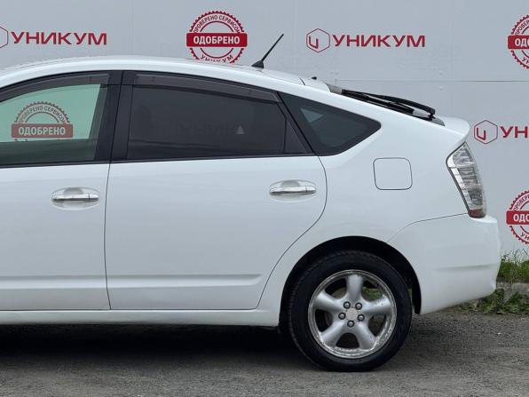 Toyota Prius II Рестайлинг (XW20) с пробегом 2010 года, цена 699 000 рублей, 419729 км, лифтбек, Автокод Объявления