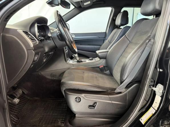 Jeep Grand Cherokee IV (WK2) Рестайлинг с пробегом 2018 года, цена 2 690 000 рублей, 200869 км, внедорожник, Автокод Объявления
