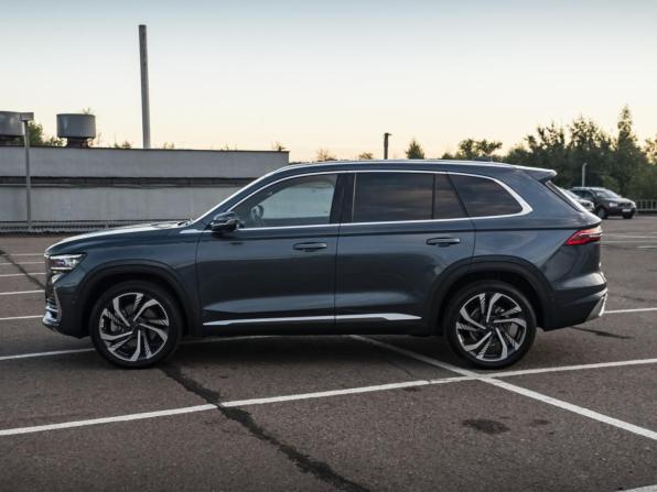 Geely Monjaro I с пробегом 2025 года, цена 3 600 000 рублей, 5290 км, внедорожник, Автокод Объявления