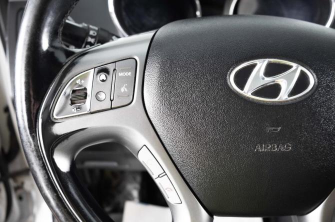 Hyundai ix35 I Рестайлинг с пробегом 2013 года, цена 1 520 000 рублей, 187265 км, внедорожник, Автокод Объявления