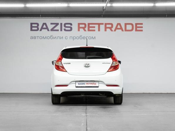 Hyundai Solaris I Рестайлинг с пробегом 2015 года, цена 940 000 рублей, 156799 км, хэтчбек, Автокод Объявления