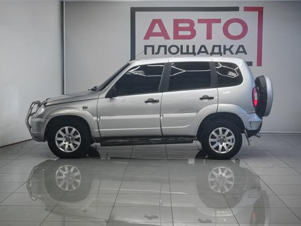 Chevrolet Niva I с пробегом 2006 года, цена 360 000 рублей, 221506 км, внедорожник, Автокод Объявления