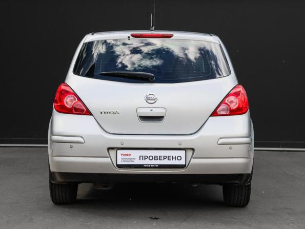 Nissan Tiida I с пробегом 2010 года, цена 700 000 рублей, 145086 км, хэтчбек, Автокод Объявления