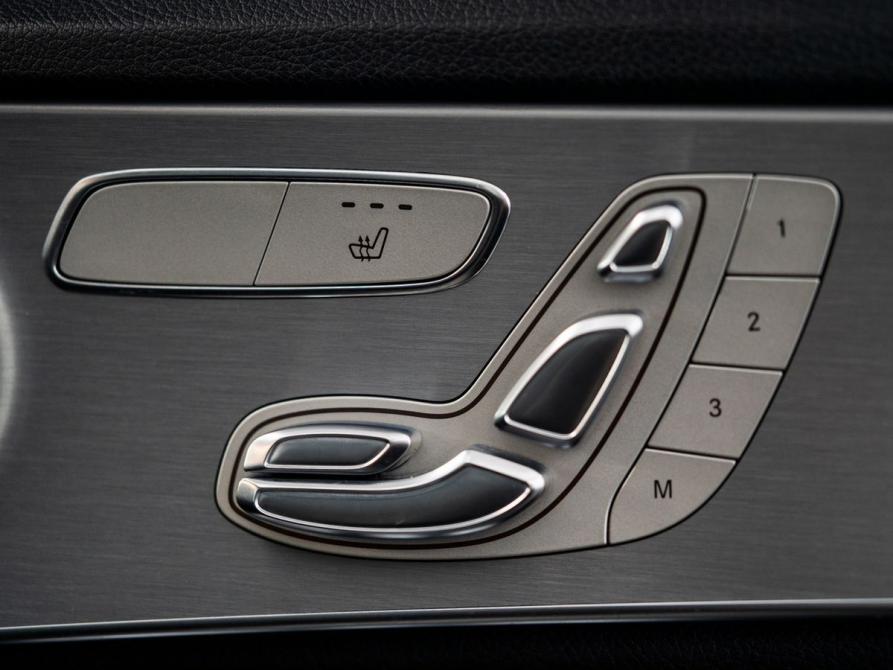 Mercedes-Benz C-Класс IV (W205) Иркутск  - изображение 19