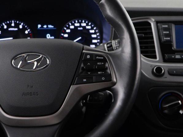 Hyundai Solaris II с пробегом 2019 года, цена 1 635 055 рублей, 50072 км, седан, Автокод Объявления