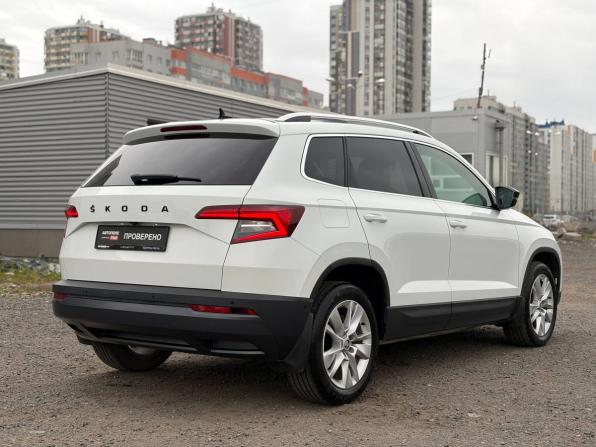 Skoda Karoq I с пробегом 2021 года, цена 1 995 000 рублей, 133859 км, внедорожник, Автокод Объявления