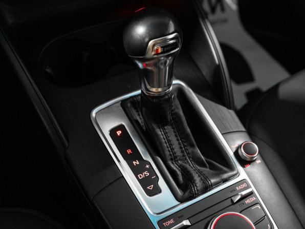 Audi A3 III (8V) с пробегом 2012 года, цена 949 500 рублей, 156161 км, хэтчбек, Автокод Объявления