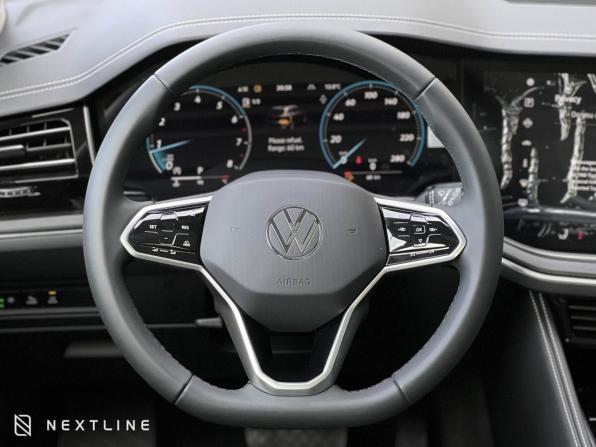 Новый Volkswagen Touareg III Рестайлинг 2025 года, цена 7 990 000 рублей, внедорожник, Автокод Объявления