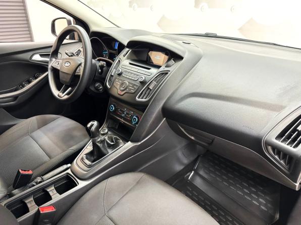 Ford Focus III Рестайлинг с пробегом 2018 года, цена 1 300 000 рублей, 79485 км, хэтчбек, Автокод Объявления