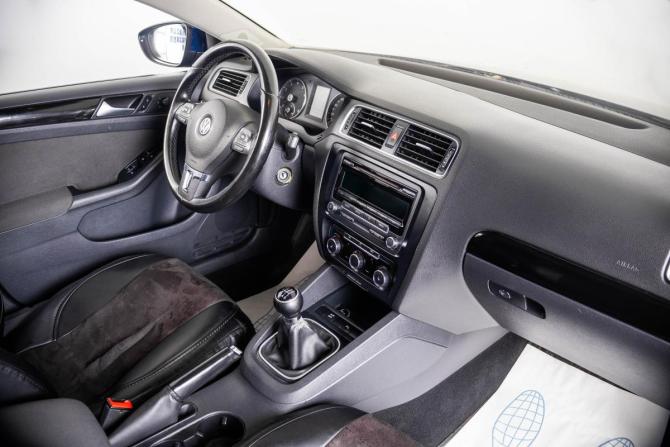 Volkswagen Jetta VI с пробегом 2011 года, цена 969 000 рублей, 174235 км, седан, Автокод Объявления