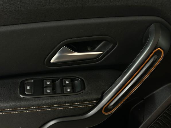 Renault Duster II с пробегом 2021 года, цена 2 120 000 рублей, 45345 км, внедорожник, Автокод Объявления