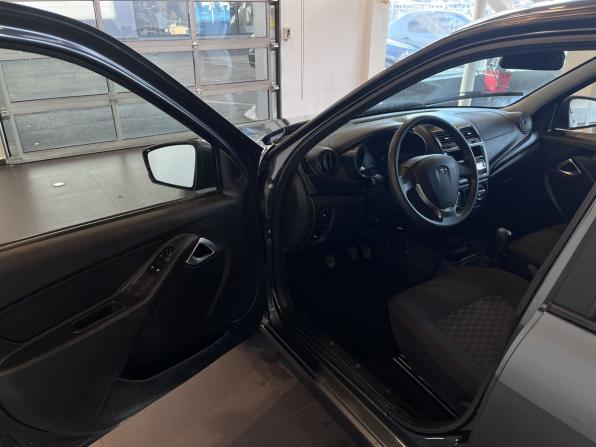 Lada (ВАЗ) Granta I Рестайлинг с пробегом 2024 года, цена 880 000 рублей, 43832 км, седан, Автокод Объявления