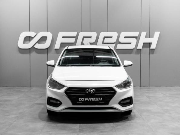 Hyundai Solaris II с пробегом 2019 года, цена 1 369 000 рублей, 88723 км, седан, Автокод Объявления