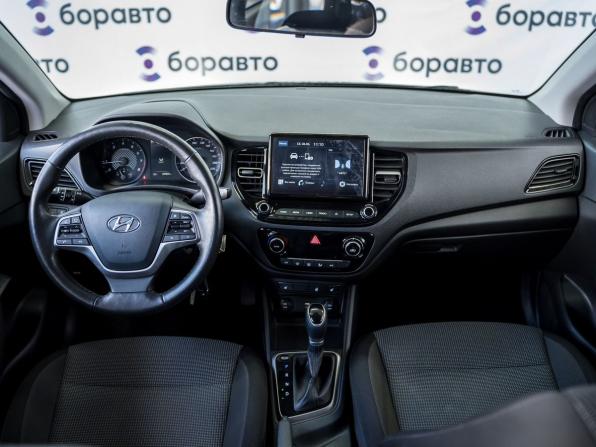 Hyundai Solaris II Рестайлинг с пробегом 2021 года, цена 1 695 000 рублей, 69084 км, седан, Автокод Объявления
